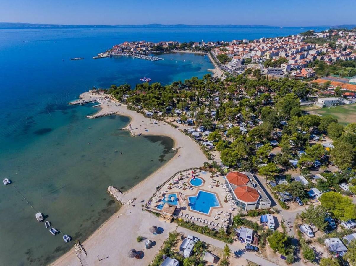 Apartment Gamma With Hydromassage Mini Pool Near Split Žrnovnica Dış mekan fotoğraf